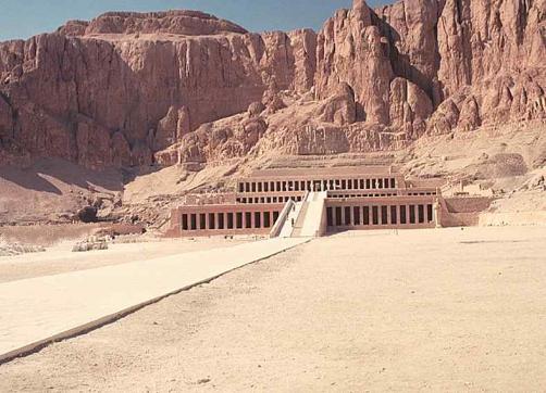 Luxor autóbusszal (egésznapos)